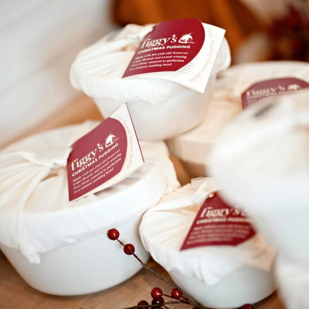 4 Figgy's Christmas puddings wrapped in muslin